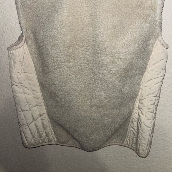 Patagonia Women's Classic Retro-x Fleece Vest Size Medium - Picture 5 of 7